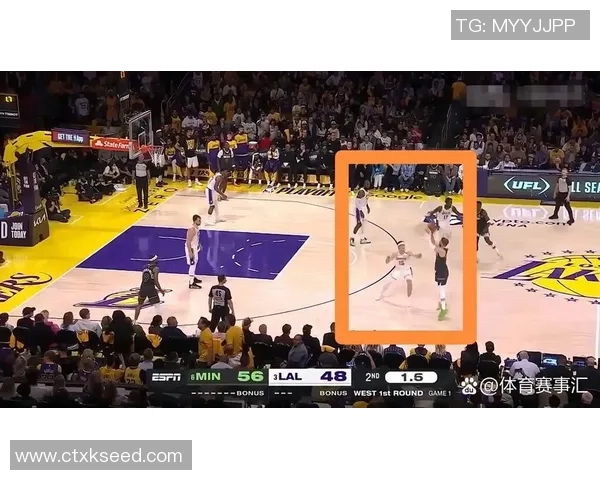 迪文岑佐全场表现出色15投7中三分球命中率高达45贡献21分助力球队胜利